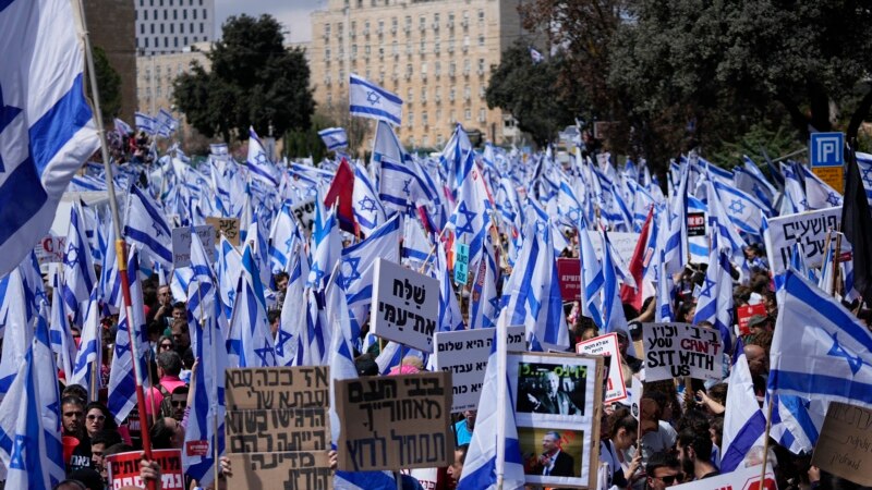 Izrael ne odlučuje na osnovu spoljnih pritisaka, poručio Netanjahu Bidenu