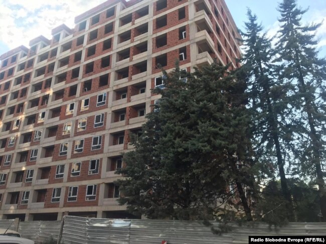 Çmimi për metër katror për banesa të reja në Shkup ka tejkaluar vlerën prej 2 mijë e 500 eurosh.