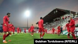 Кыргызстандын футбол боюнча улуттук курама командасы. Рашид стадиону. Дубай шаары.