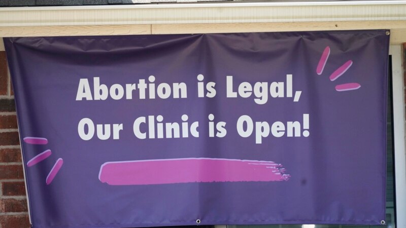 Ngrihet padi kundër ligjit për abortin në Teksas