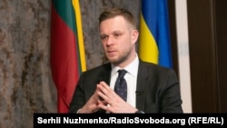 Габріелюс Ландсбергіс наголосив, що це вперше ЄС використає новий санкційний режим – санкції за порушення прав людини