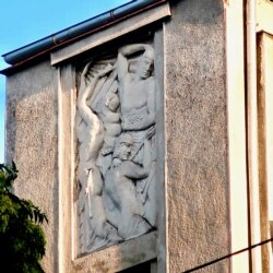 Detaliu pe o clădire Art Deco, str. Gral Constantin Cristescu, București