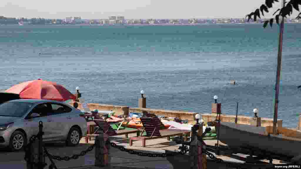 Один із пляжів на Прибої &ndash; базі стоянки маломірних суден