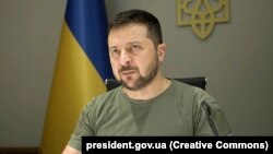 За словами Володимира Зеленського, під час зустрічі з главою МАГАТЕ було важливо почути, що міжнародна спільнота буде контактувати щодо ЗАЕС тільки з Україною, бо це – українська власність.