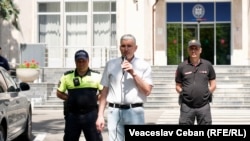 Alexandru Slusari, la unul din protestele organizate de agricultori în fața Guvernului