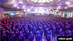 One anonymous participant in this heavily choreographed pro-Putin event in the warehouse of the online supermarket Sima-Land said that workers were initially asked to take part in a video to celebrate their return to the office after weeks of working remotely due to the coronavirus.