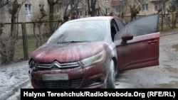 Фото підпаленого автомобіля керівника інформагенства