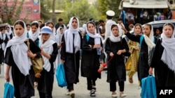 افغانستان - دانش‌آموزان مکتب 