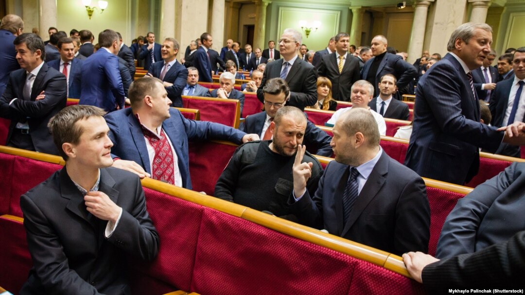The new cabinet received a total of 288 votes from some 420 deputies in Ukraine's parliament. (file photo)