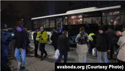 відомо, що частина з них залишиться в Польщі, частина вирушить до Литви