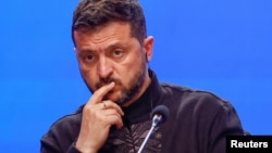 Володимир Зеленський напередодні заявив про дефіцит оборонного бюджету України, зазначивши, що одним з основних варіантів покриття цього дефіциту є дострокове виділення частини коштів за європейським кредитом