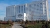 Новый медцентр в Симферополе: бюрократия, коррупция, санкции