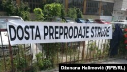 Transparent radnika Aluminija pred Vladom Federacije BiH