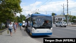 Троллейбус «Тролза» в Севастополе, август 2019 года