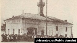 Первая мечеть была построена на этом месте в 1894 году