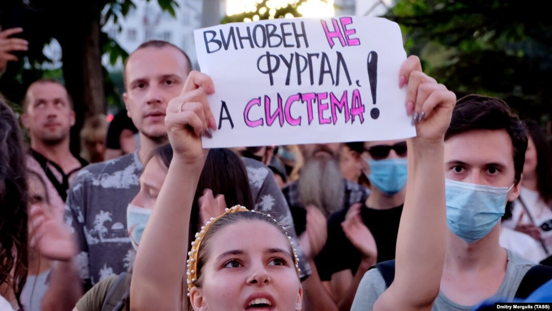 Россиянинг Хабаровскда ўлкасида губернатор Сергей Фургал қўлга олинганидан кейин бошланиб кетган норозилик намойишлари 14 кундан бери давом этмоқда.
