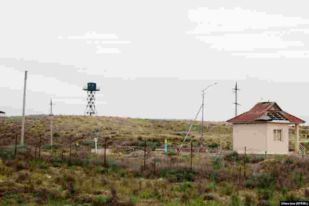 Пограничная башня, расположенная вдоль трассы Шардара - Жетысай.