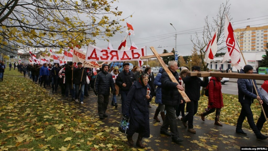 Минские власти разрешили националистам шествовать в Куропатах