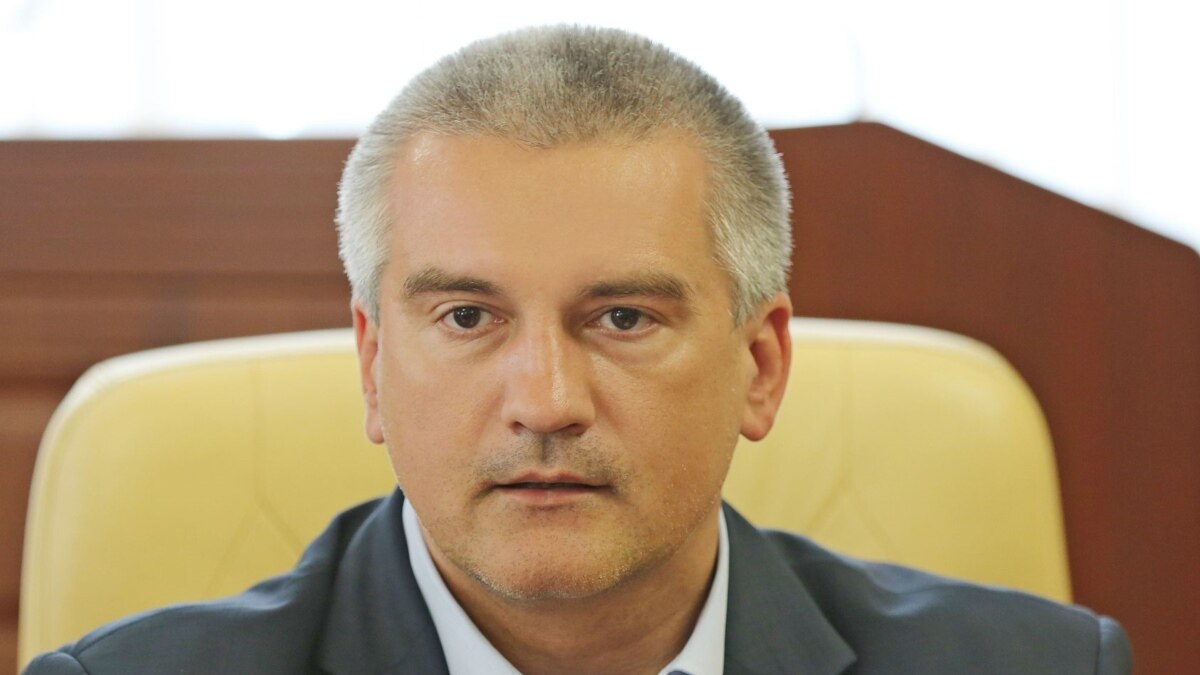 Аксенов поздравил крымчан с Рождеством и заявил о «расцвете православия»
