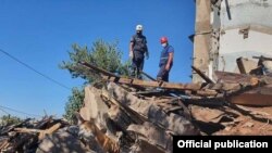 Поисково-спасательные работы на месте происшествия, Ереван, 26 августа 2020 г.