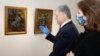 За словами адвоката директора музею Петра Гончара Андрія Руденка, картини тепер мають залишатися в музеї – подружжя Порошенків не може їх забрати
