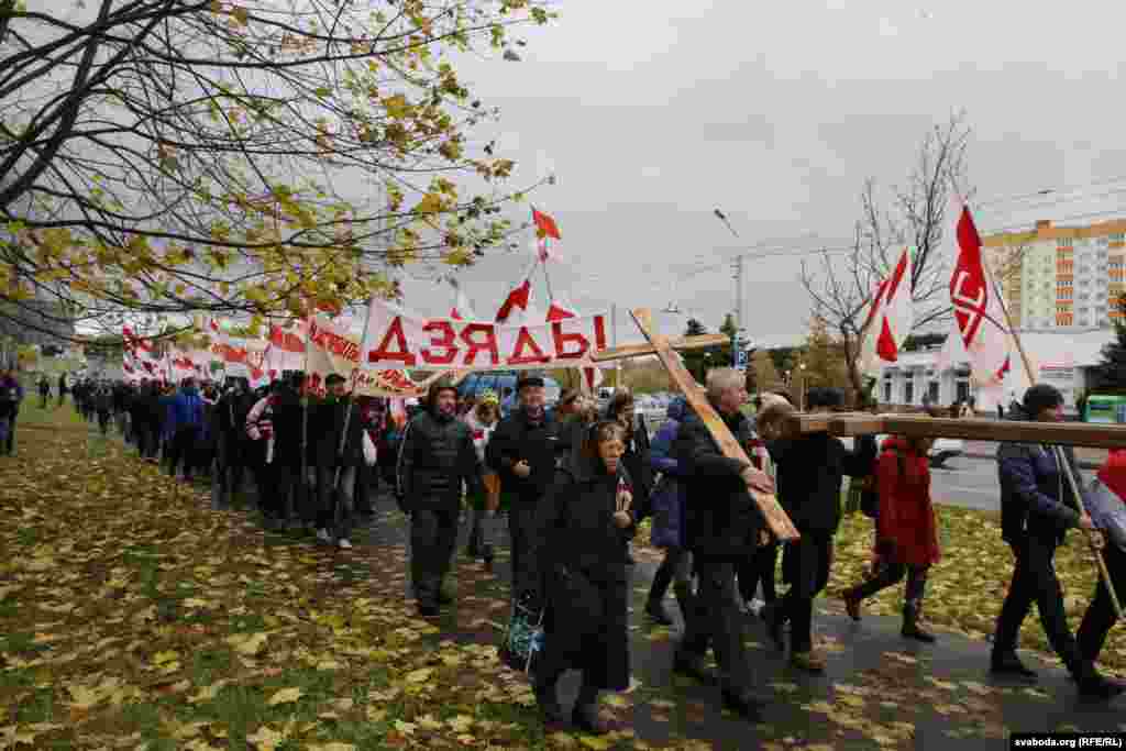 Belarus - The procession to Kurapaty on Dzyady, Minsk, 30Oct2016