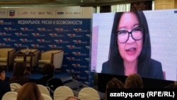 Журналистка Азаттыка Сания Тойкен подключается онлайн на «Медиакурылтае» в Алматы 