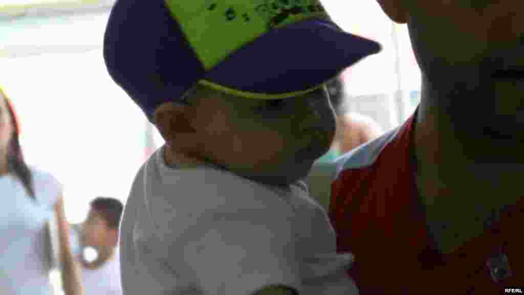 Paraisapolis Community Program #67