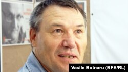 Nicolae Negru în studioul Europeil Libere de la Chișinău