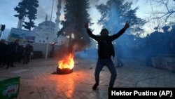 Antivladini protesti u Tirani 26. februara.