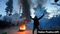 Protestë në Tiranë, foto nga arkivi