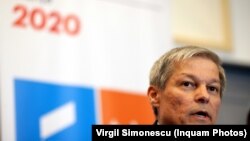 O discuție cu Dacian Cioloș în studioul Europei Libere în preajma alegerilor europarlamentare