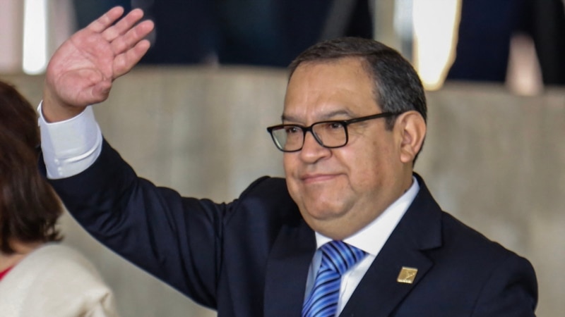 نخست‌وزیر پرو در پی اتهام اِعمال نفوذ استعفا داد