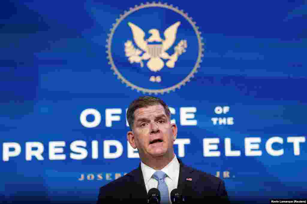 Secretar pentru Muncă - Marty Walsh Oferă consultanță cu privire la politicile de securitate la locul de muncă și salarizare. Marty Walsh este în al doilea mandat de primar al orașului Boston. Anterior, a activat în Camera Reprezentanților din partea statului Massachussets și a fost președinte de sindicat. Walsh s-a concentrat pe probleme precum creșterea salariului minim, concediu familial plătit și energie curată.