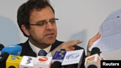 حضرت عمر زاخیل وال وزیر مالیه افغانستان