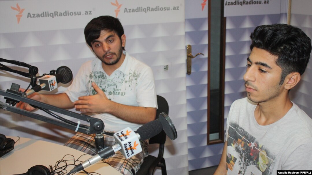 soldan sağa: Rəşad Müseyibzadə və Əfran Əsgəroğlu