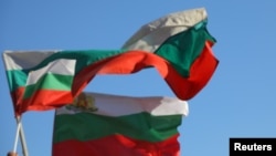 ارشیف، د بلغاریا ملي بیرغ