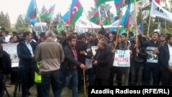 По мнению эксперта, митинги и акции протеста в Азербайджане давно уже утратили свое значение в качестве средства воздействия на общественно-политическую ситуацию