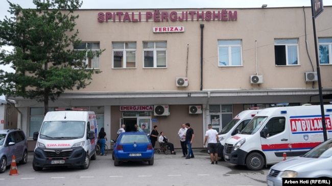 Ndërtesa e Spitalit të Përgjithshëm të Ferizajt.