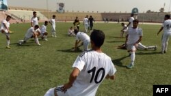 مسابقات لیگ برتر فوتبال افغانستان در ۲۴ ماه سنبله آغاز میشود و دو هفته ادامه خواهد داشت.