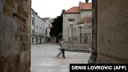 Prazne ulice Straduna, Dubrovnik, 17. svibnja