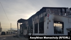 Здание, разрушенное во время беспорядков в селе Масанчи. 8 февраля 2020 года.