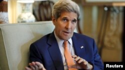 U.S. Secretary of State John Kerry has said that if the United States' Congress were to scupper a nuclear deal signed between Tehran and world powers "the process of negotiating with Iran would be finished." (file photo) 