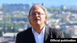 გრიგოლ ვაშაძე