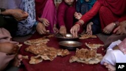 ډېرې افغان کورنۍ د خوراک کافي ډوډۍ نه لري