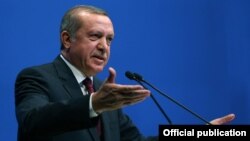 Turkey - Turkish President Recep Tayyip Erdogan addresses a conference of the Independent Industrialists’ and Businessmen’s Association, Ankara, 25Apr2015. 