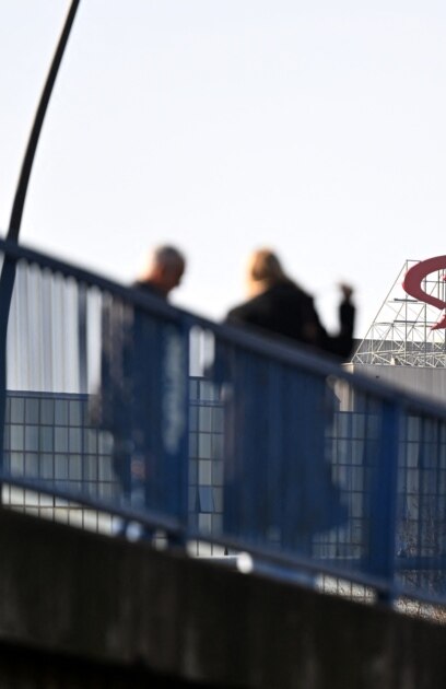 Сръбската петролна компания NIS от сръбски – Нефтена индустрия Сърбия