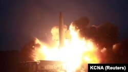 Испытание ракеты в Северной Корее. Иллюстративное фото.