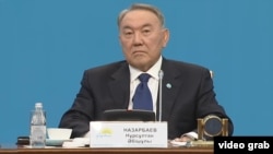 Нурсултан Назарбаєв керує Казахстаном уже понад 28 років