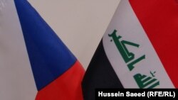 العلمان العراقي والتشيكي
